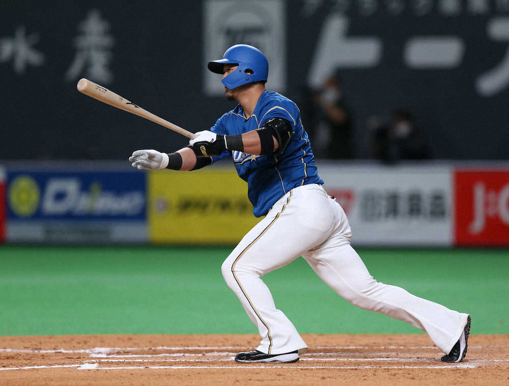 【画像・写真】日本ハム・中田　中押し＆ダメ押し適時打！16日ぶりの複数打点で浅村に1差の92打点