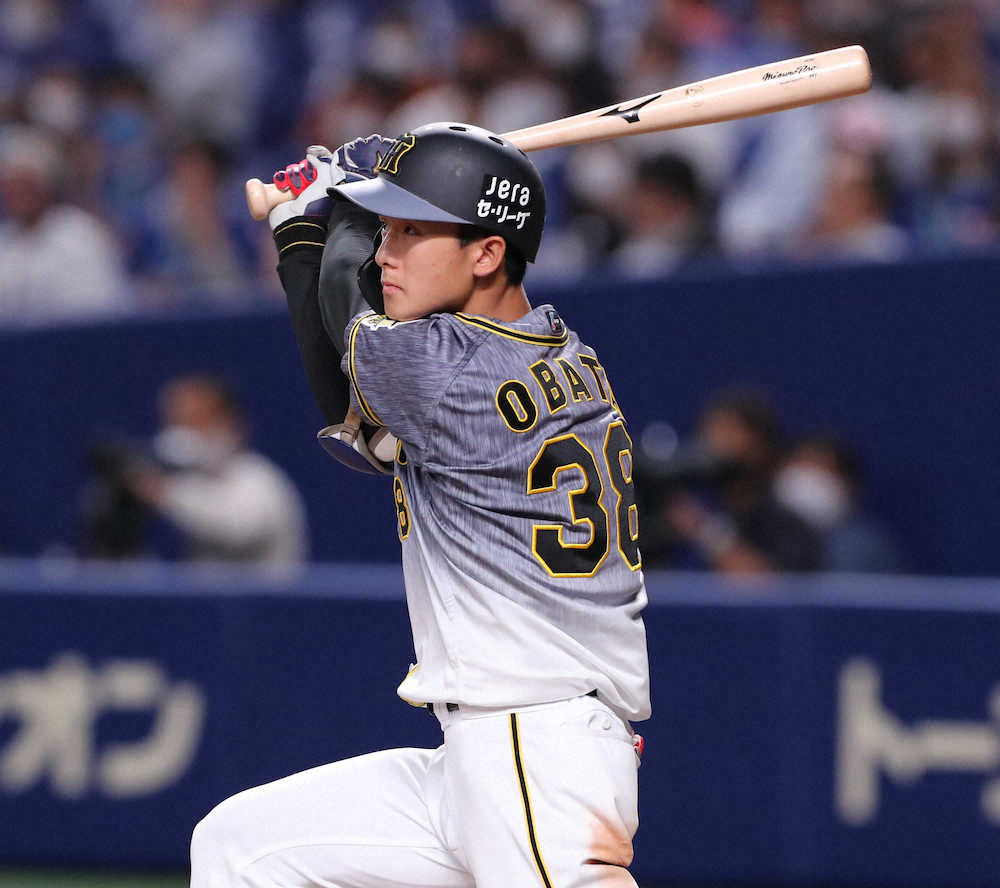 【画像・写真】阪神・矢野監督　初2番起用の小幡に「これからもいろんな打順を試していきたい」