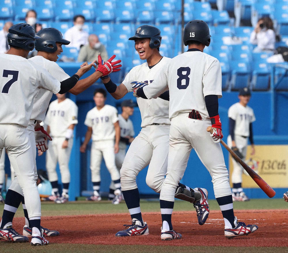 【画像・写真】東洋大・小口、千金3ラン！「監督から振り過ぎないようアドバイスされていたので」