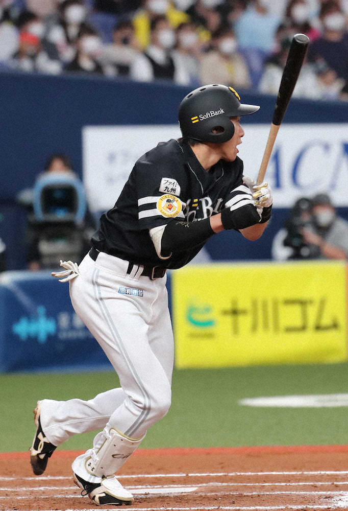 【画像・写真】ソフトB・柳田　天敵から今季初安打が走者一掃の3点二塁打「何とかしたい気持ちしかなかった」