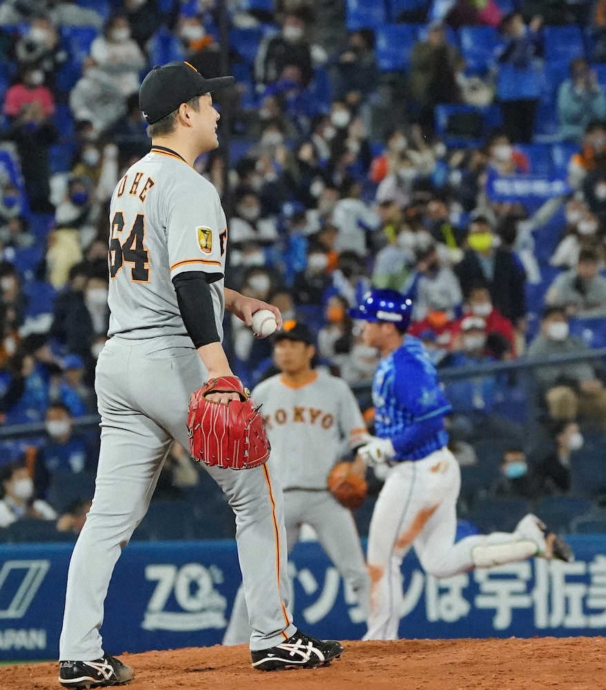 【画像・写真】巨人・大江　佐野に同点アーチ被弾し、わずか1球で降板