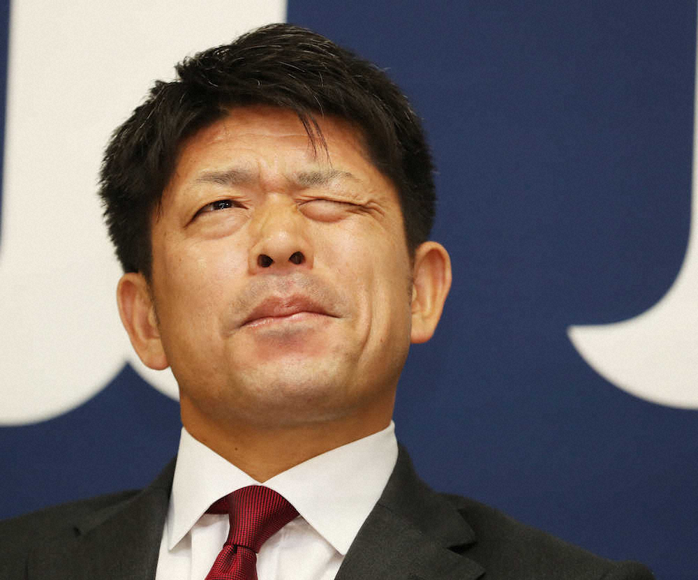 【画像・写真】広島・石原慶　涙の引退会見　カープ一筋19年「凄く幸せな時間だった」