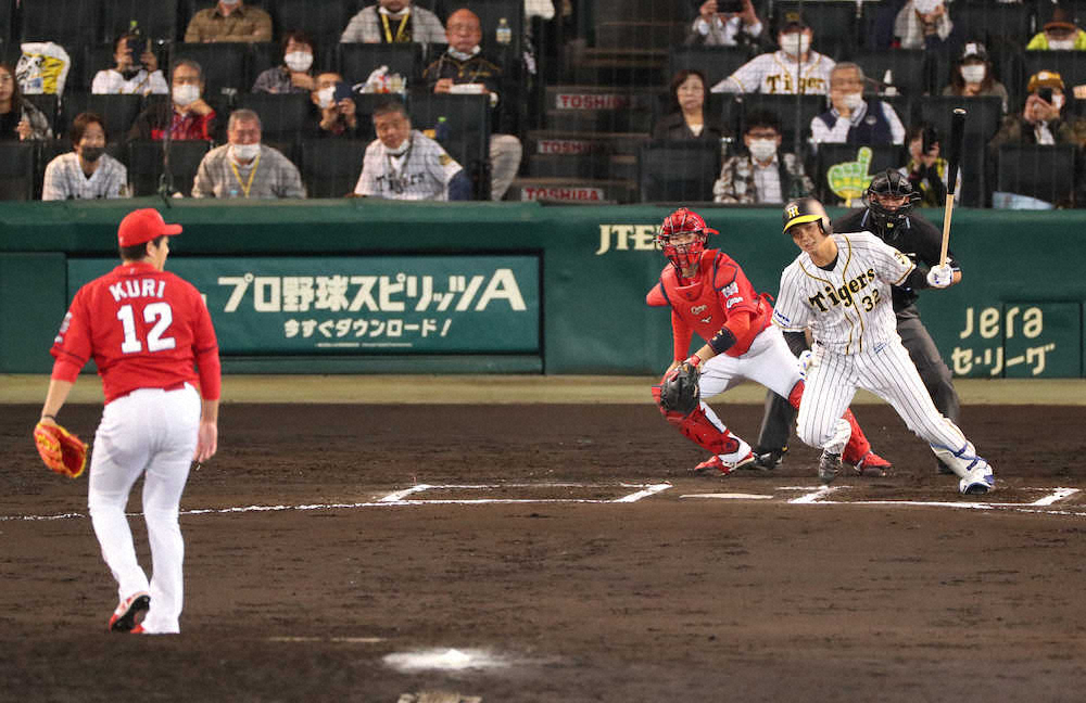 【画像・写真】“球児に代わって井上”　甲子園大声援も次世代スターは凡退　初の親子ゲームは2安打1打点