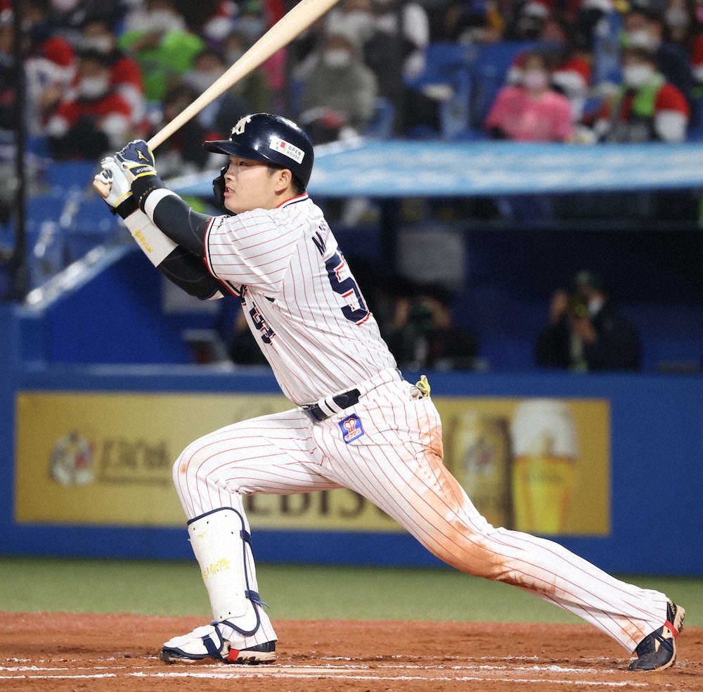 【画像・写真】ヤクルト・村上、最年少3冠接近弾!2差に迫る24号逆転V2ラン、打点は1差