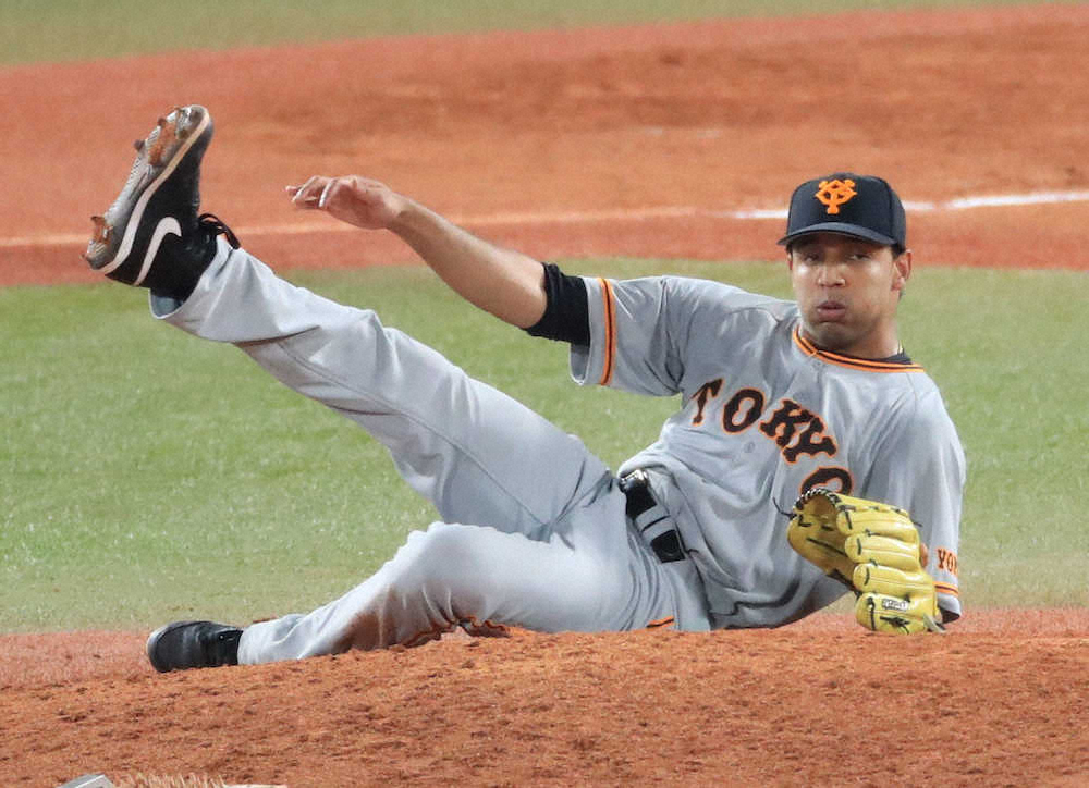 【画像・写真】巨人・サンチェス　2試合連続ヒヤリ…ピッチャー返し当たる