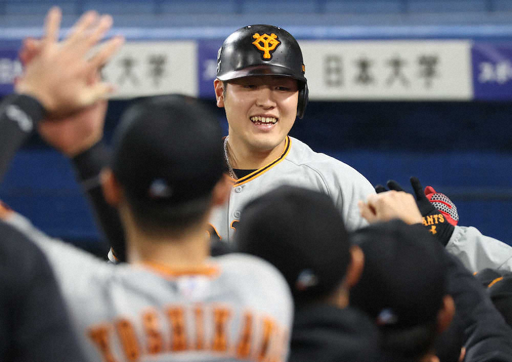 【画像・写真】巨人・岡本　キング譲らん11戦ぶり26号2ラン　打点トップ81で2冠　優勝マジック減らした6