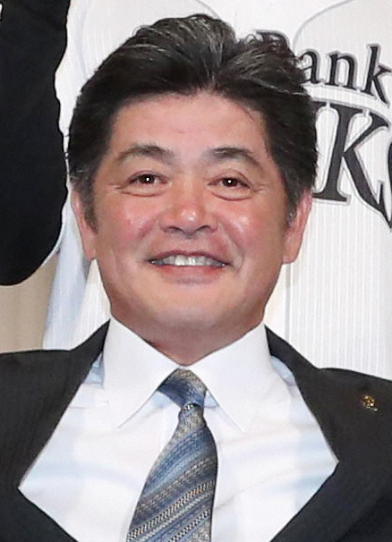 【画像・写真】ソフトバンク工藤監督、花咲徳栄・井上1位指名に「スケールの大きい打者になって」