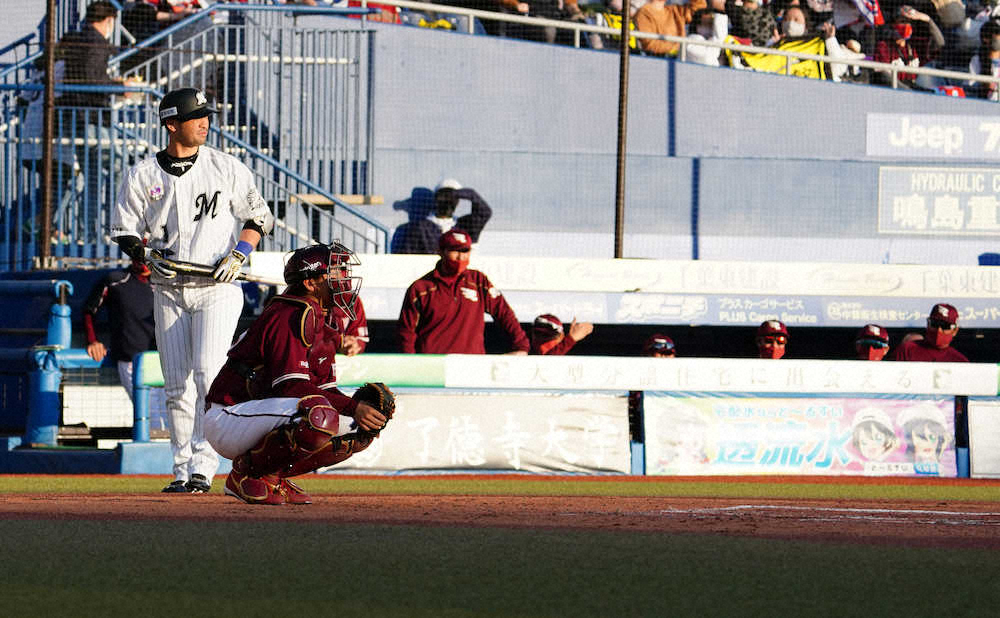 【画像・写真】ロッテ、CSへ光が差した!?　西日で中断のち菅野が決勝打　3位・西武を2差に離した