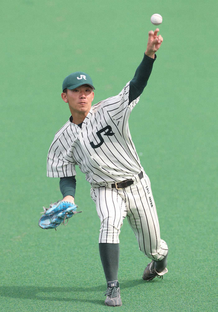 【画像・写真】都市対抗で虎新人対決　阪神ドラ6・中野　ドラ2の伊藤将打ちで“先制”アピールだ!