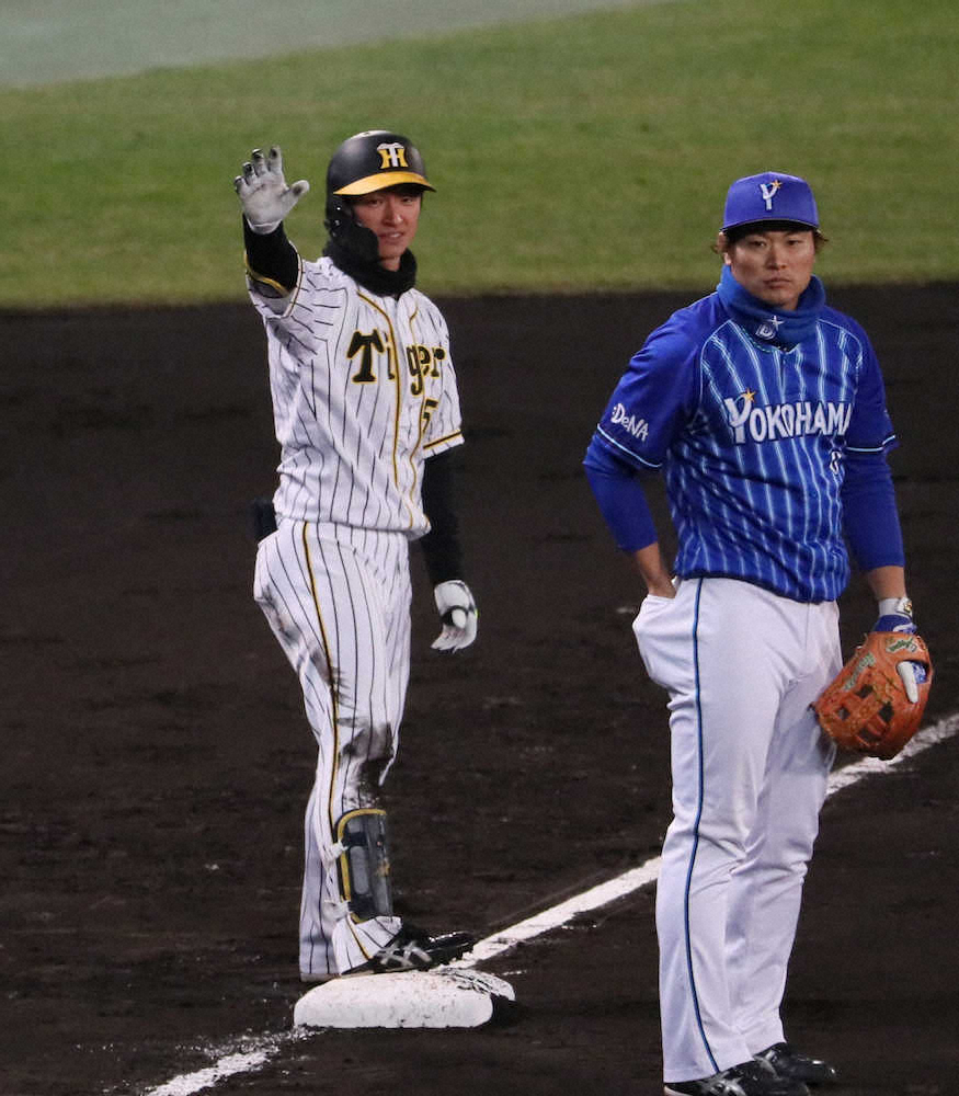 【画像・写真】阪神・近本が8回に先制打　阪神ラストゲームの能見に絶好の“お膳立て”