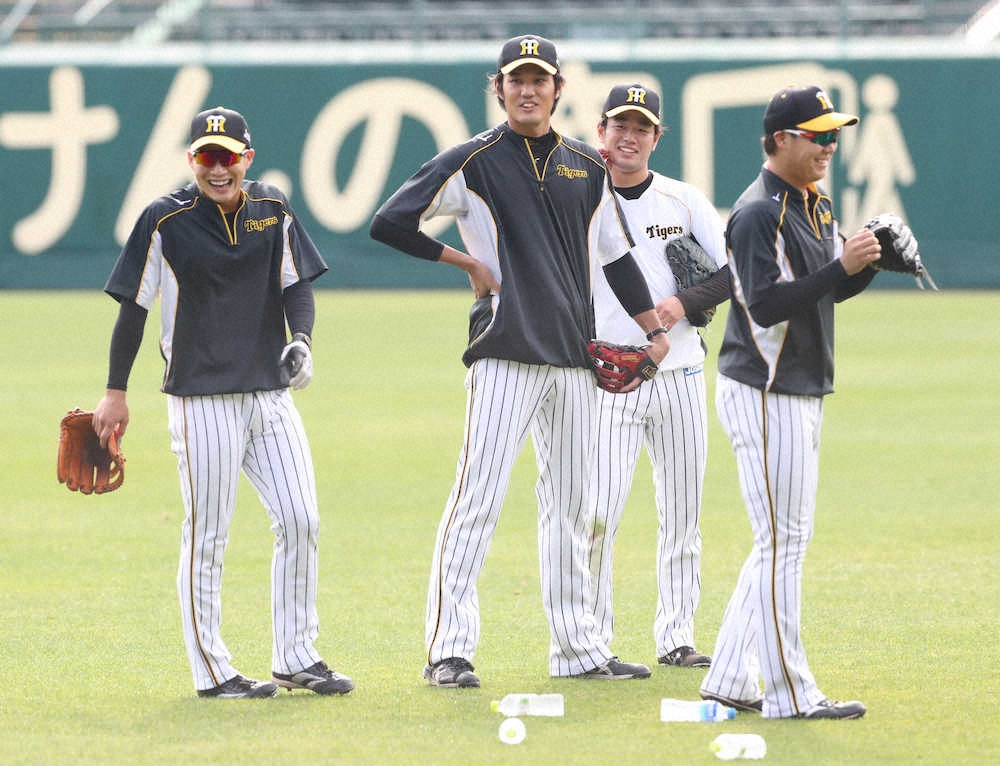 【画像・写真】阪神・藤浪は先発で!　矢野監督が来季構想明かす　ダル流縦スラの習得を注文