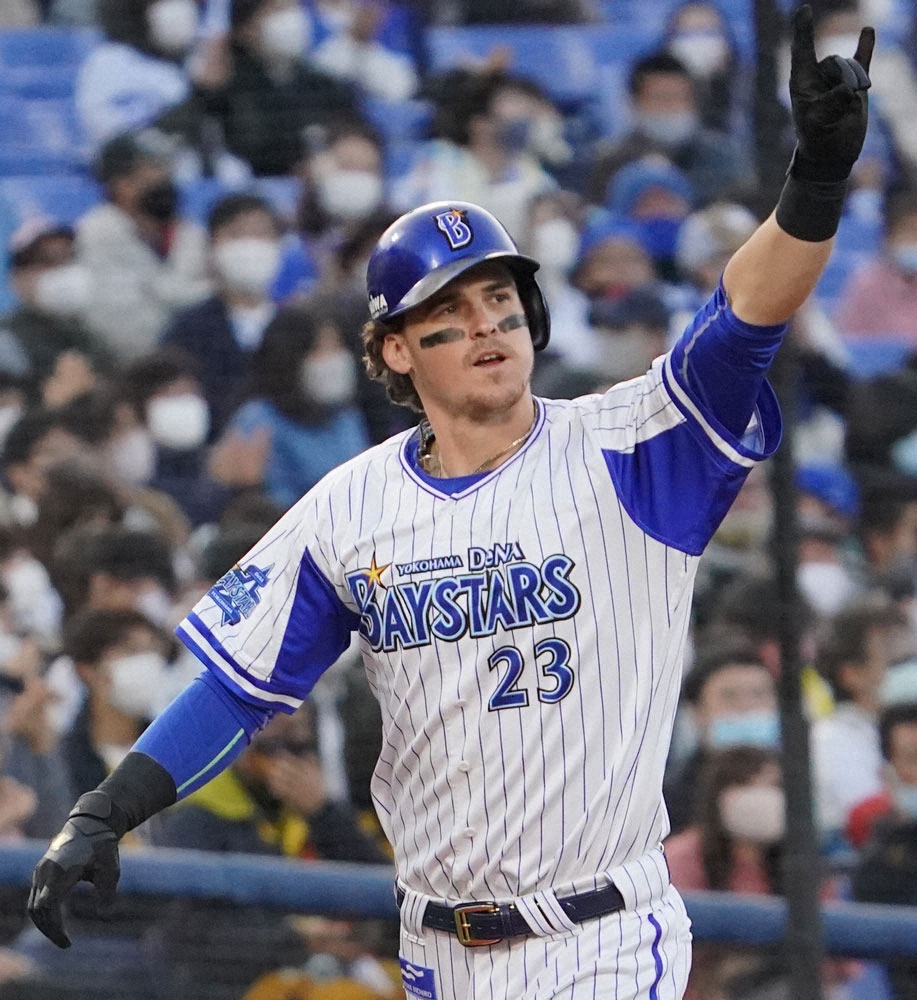 【画像・写真】DeNA・オースティン、月間MVP初受賞「とてもうれしく思う」