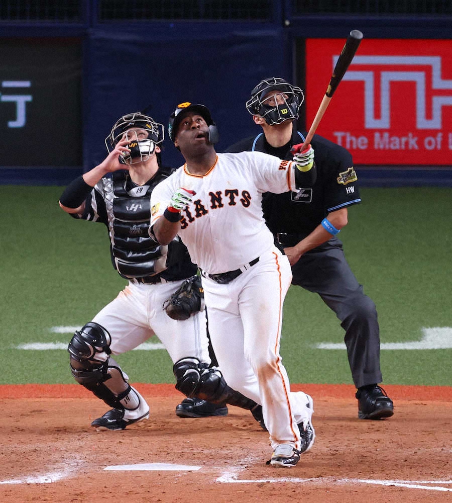 【画像・写真】巨人・ウィーラー攻守でキラリ　犠飛でチーム唯一の打点＆本塁生還阻止の補殺