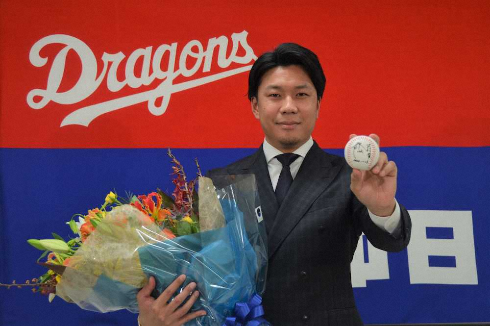 【画像・写真】大野雄「まさか」中日16年ぶり沢村賞に喜び　ライバルに感謝「菅野投手でもおかしくなかった」