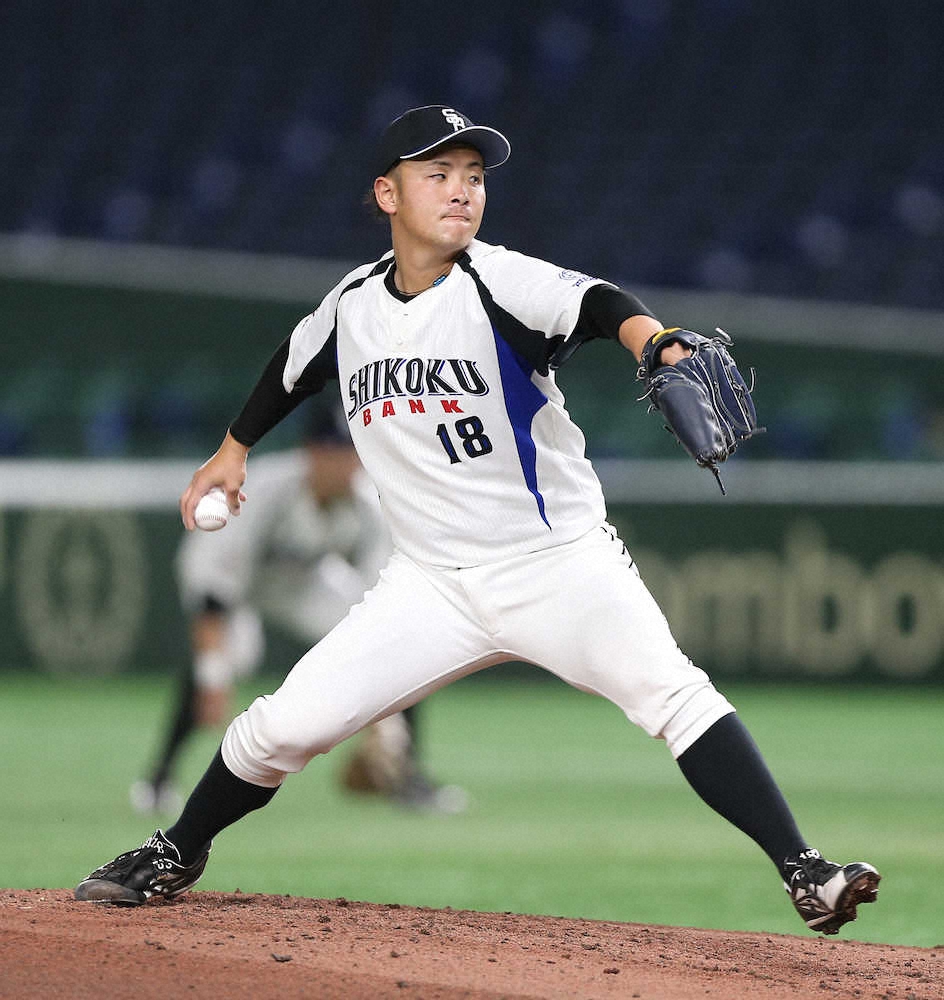 【画像・写真】四国銀行　大手術乗り越えた柴田主将が13年ぶり2勝目導く、好返球でリード守る「楽しんでやれた」
