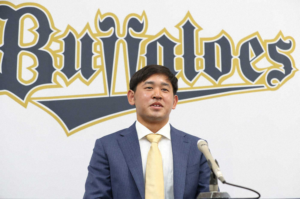 【画像・写真】オリックス・宮城　100万円増で更改「1軍定着できるように」　資格残す新人王には色気なし