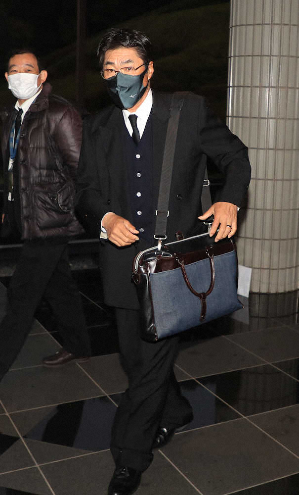 【画像・写真】元西武の松沼雅之氏も恩師に別れ「弱いチームが勝つ野球をさせてもらった」