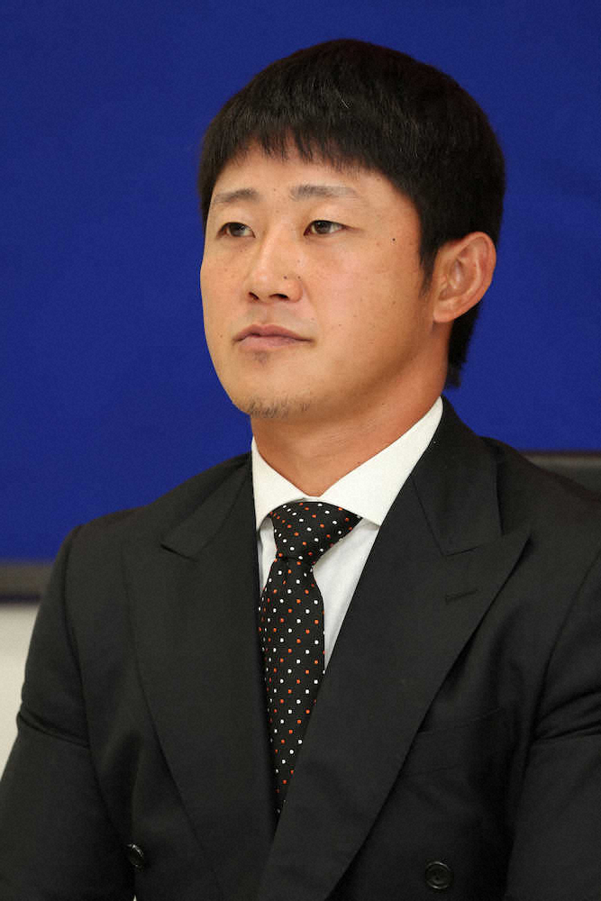 【画像・写真】中日・三ツ俣は100万円減　代打の難しさ痛感　合同自主トレの広島・菊池涼に「学べたら」