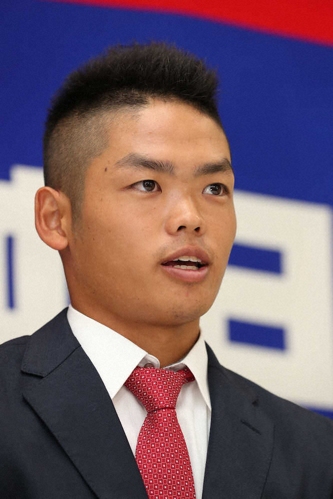 【画像・写真】中日・根尾　プロ初安打も2年続けてダウン更改　大島塾で打倒・京田だ!「超えていきたい」