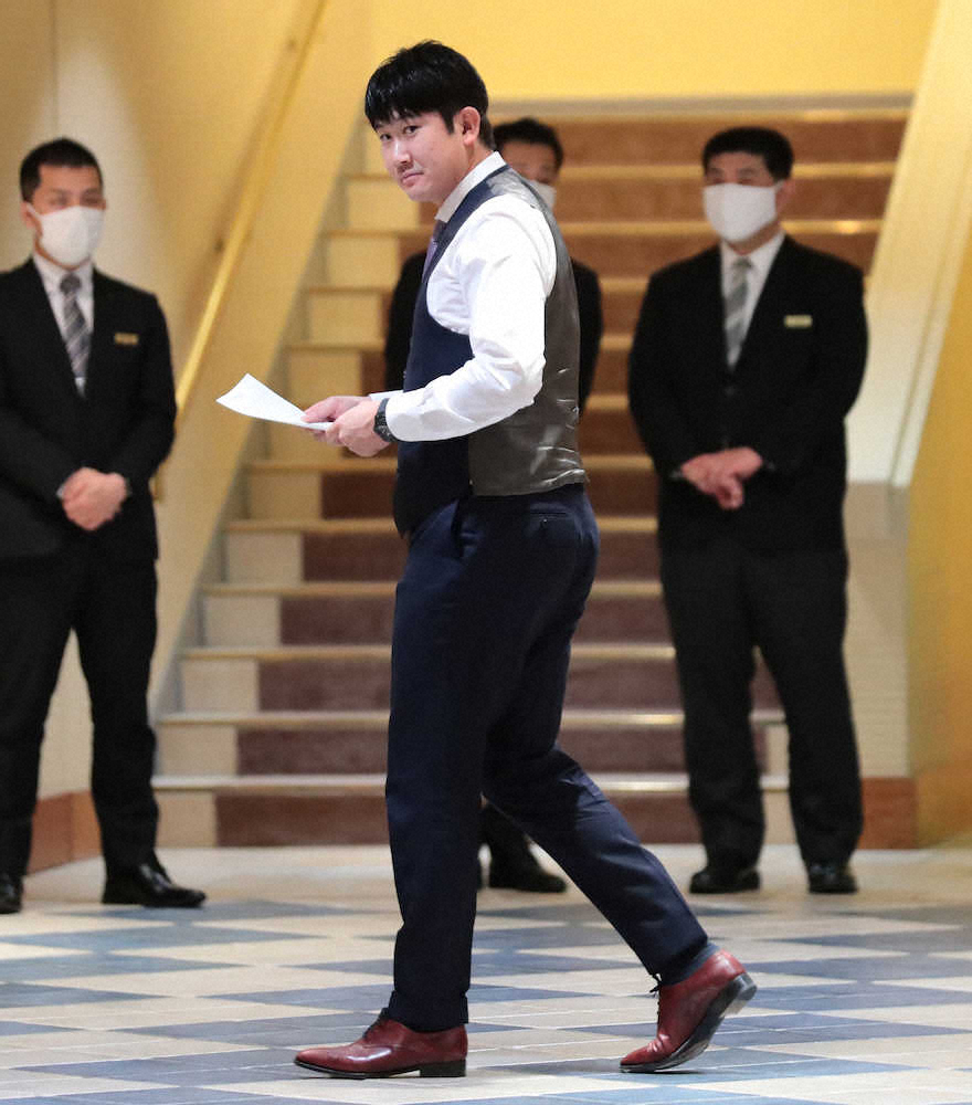 【画像・写真】巨人・菅野　球団にポスティング申請申し入れ　米メディアも注目　移籍先候補にヤンキースなど