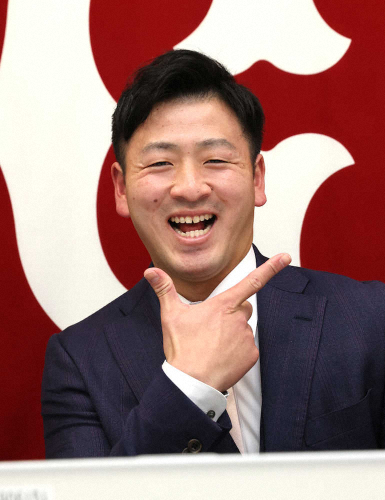 【画像・写真】巨人・岸田　来季開幕スタメンへ名乗り「キャンプからアピールを」