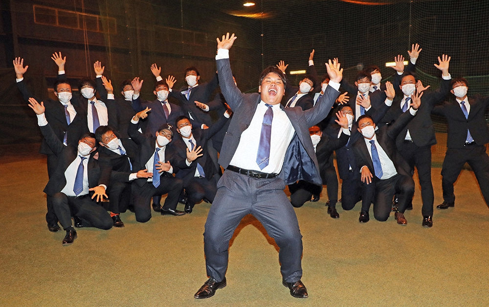 【画像・写真】西武ドラ1・渡部「どすこい」辞退！？「1軍で成績残し、できれば」