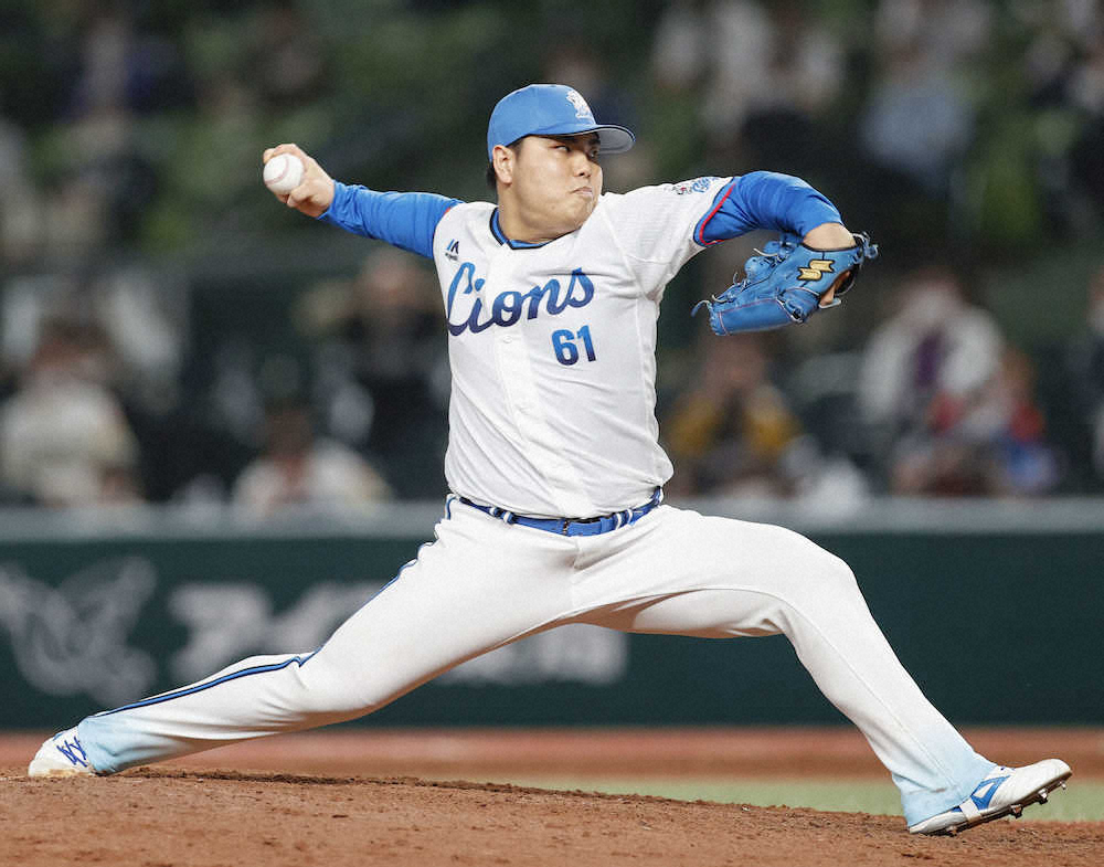 【画像・写真】西武の強力ブルペンコンビ直球トーク　森脇「160キロ投げたい！」平良「森脇さんの顔が欲しい」