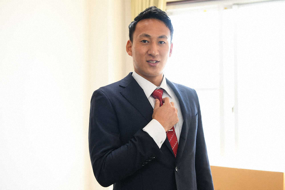 【画像・写真】楽天ドラ2高田孝「ピッチングの参考」、お股ニキ氏の著書4冊携え入寮