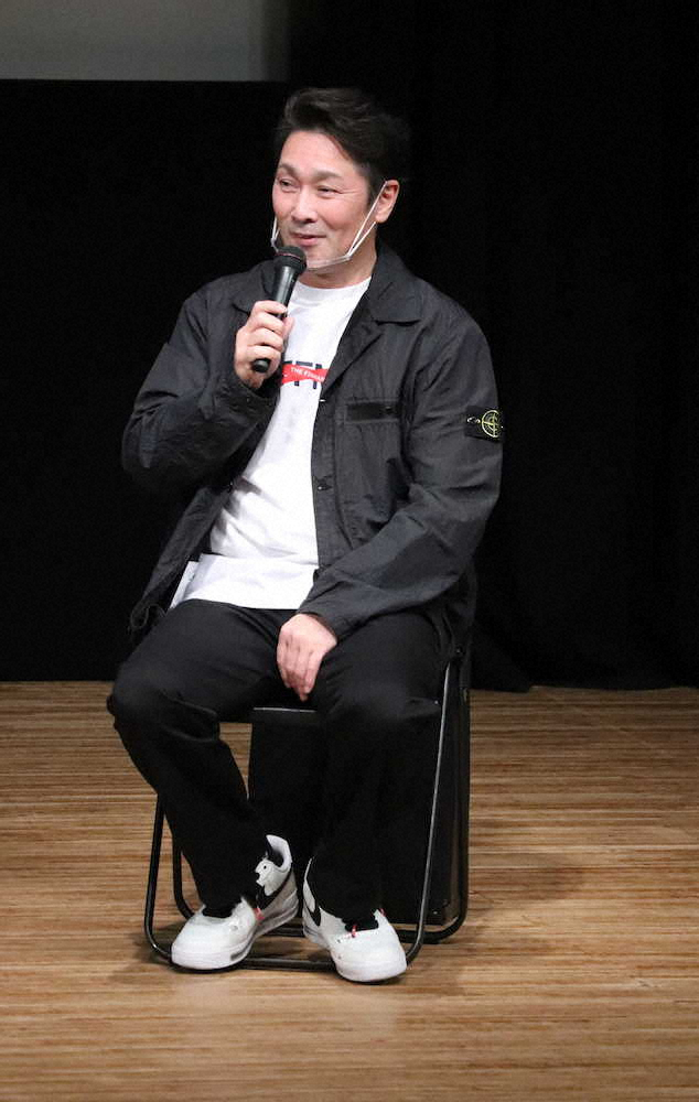 【画像・写真】巨人元木ヘッド　菅野残留に「嬉しい」　松原には「レギュラー引きずり下ろすくらい」