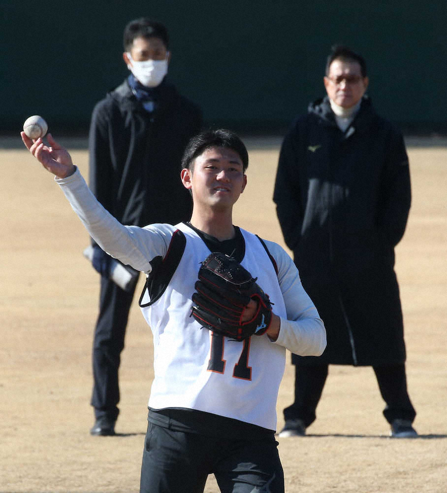 【画像・写真】巨人ドラ1・平内　課題の制球力の極意、桑田コーチに「聞いていきたい」