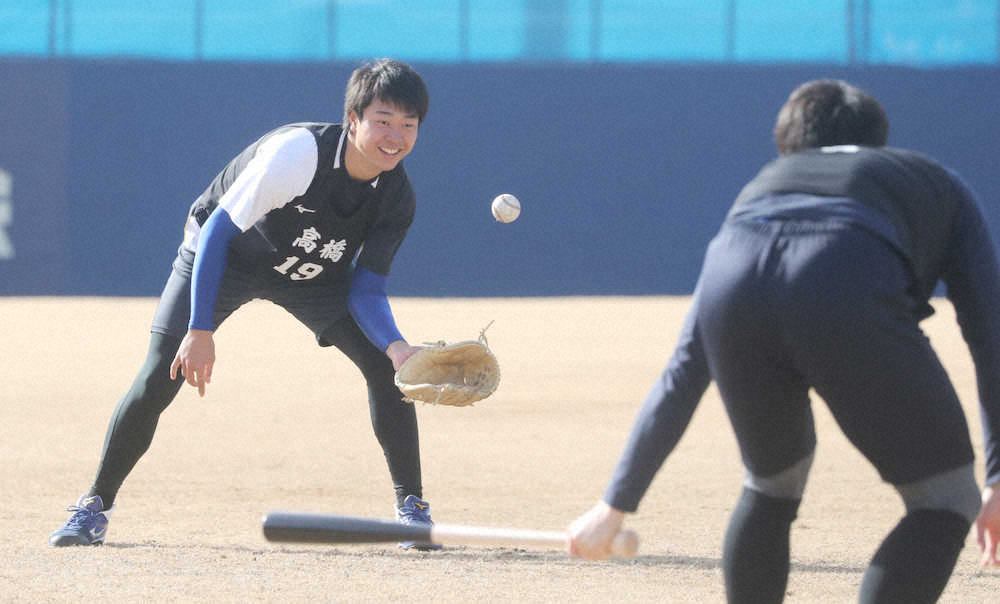【画像・写真】求む、打者目線！中日ドラ1高橋宏　春季Cで一流バッターの意見熱望「どういう投手が嫌か聞いてみたい」