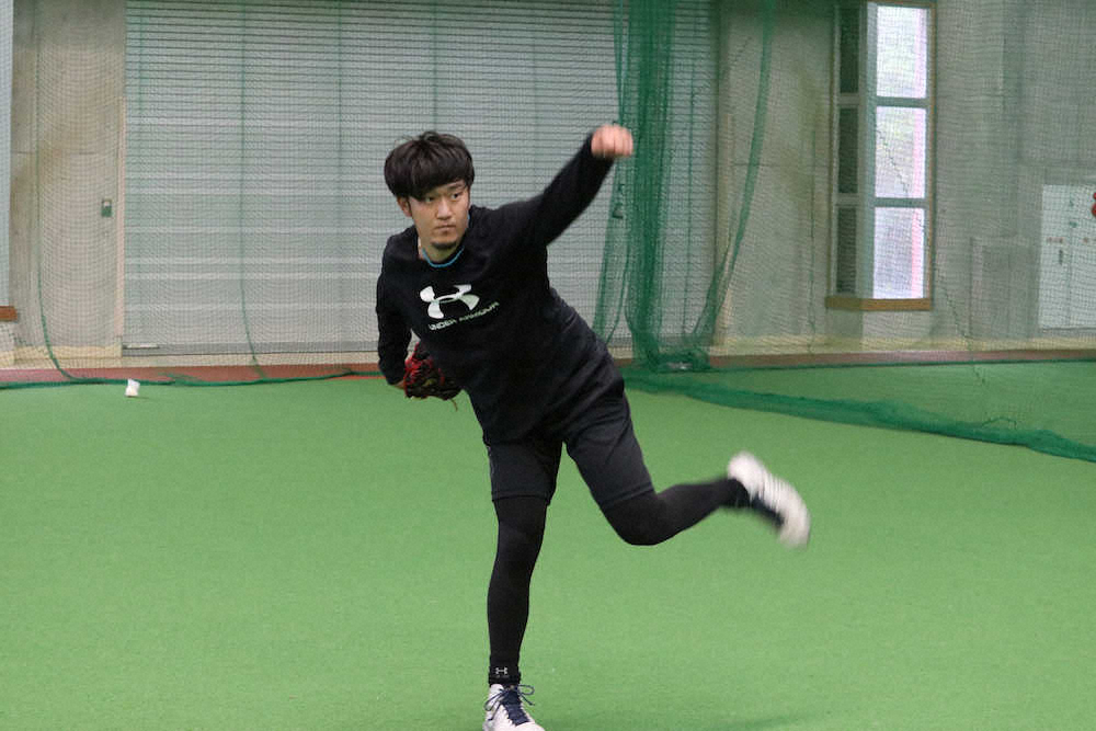 【画像・写真】阪神・岩貞「チームにいる時にお願いした」師匠への“愛”は不変　オリックス能見と沖縄で自主トレ