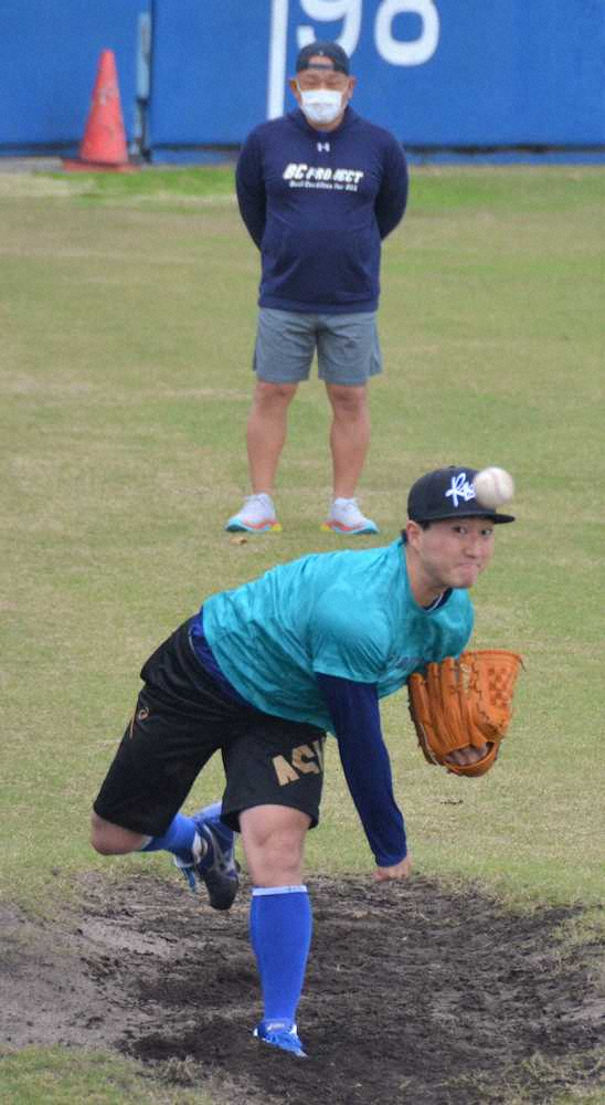 【画像・写真】中日・藤嶋「引いて押す感じ」フォーム微修正で守護神の座狙う