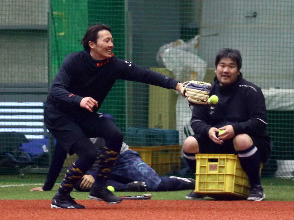 【画像・写真】西武・源田がノーエラー宣言　昨季快挙の広島・菊池に刺激「二遊間でノーエラーは不可能だと」