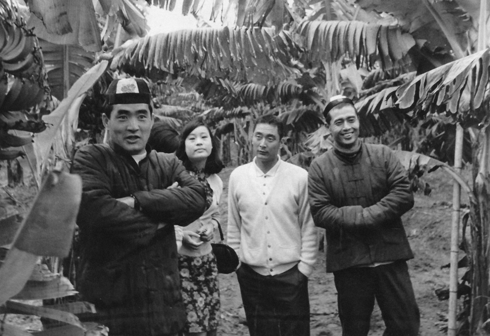 68年、巨人台湾キャンプで笑顔の長嶋茂雄（左）と王貞治（右）