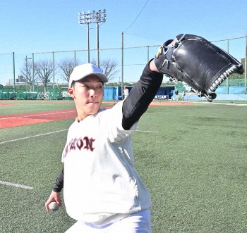 2部から日本代表候補に 日大の152キロ右腕 赤星は 絶対的エース へ スポニチ Sponichi Annex 野球