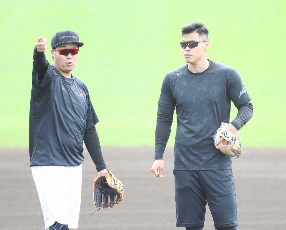 【画像・写真】阪神ドラ1佐藤輝　三塁で大山と初競演　「優しくて、しゃべりやすい」　右翼と両にらみの“予行演習”