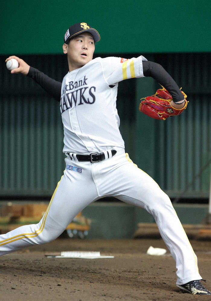【画像・写真】ソフトB・石川「手応え悪くない」、ブルペン入り53球にキャッチボールで新球「カブート」試投