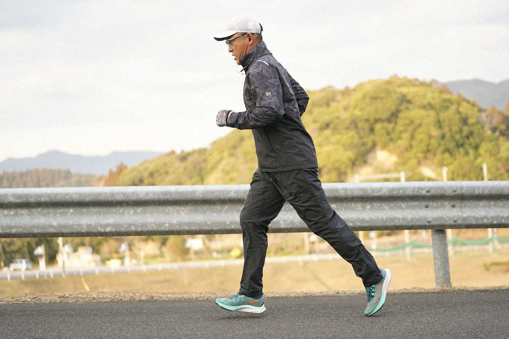 【画像・写真】西武・辻監督　一人早朝ランニング「今年はさみしい」