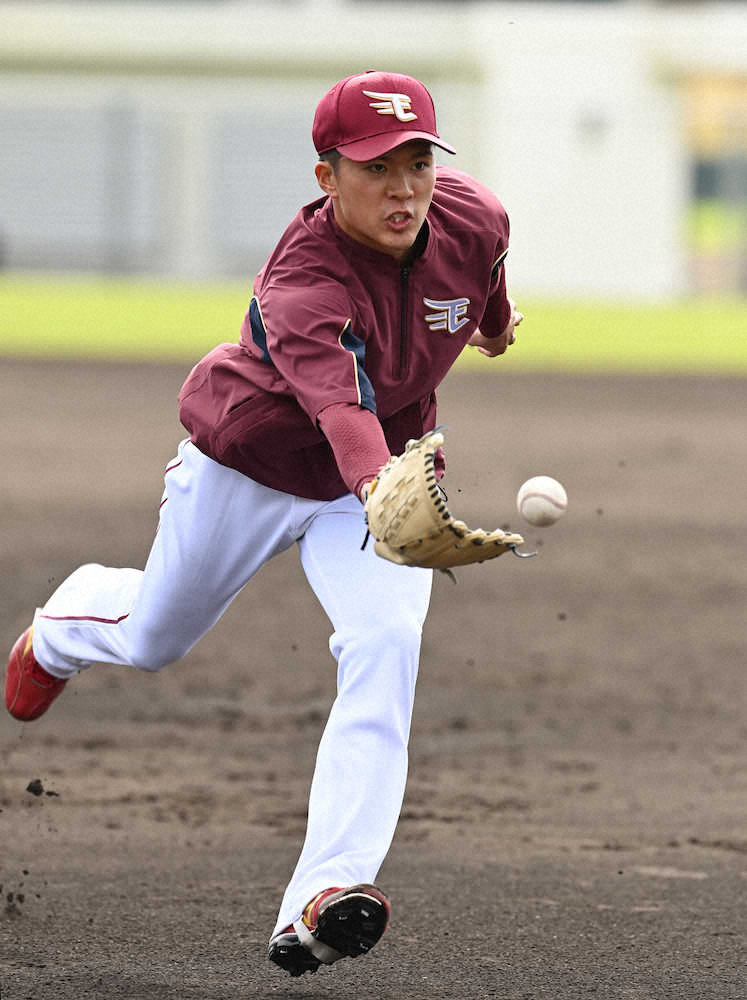 【画像・写真】楽天ドラ1早川「ペース崩さず」初日は軽め調整、2日にもブルペン入り
