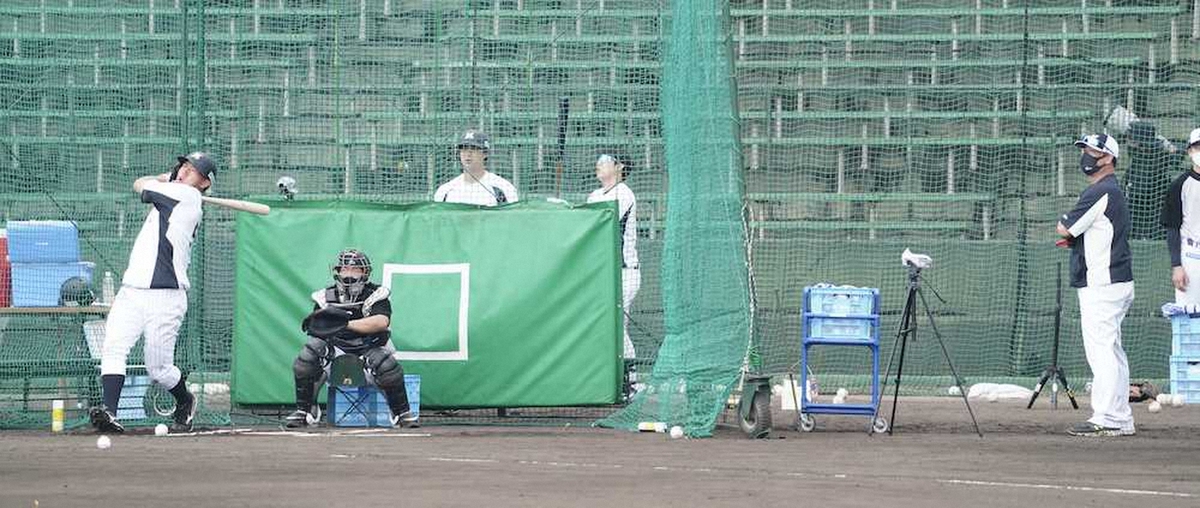 【画像・写真】ロッテ　安田フリー打撃で柵越え12発　藤原は3発