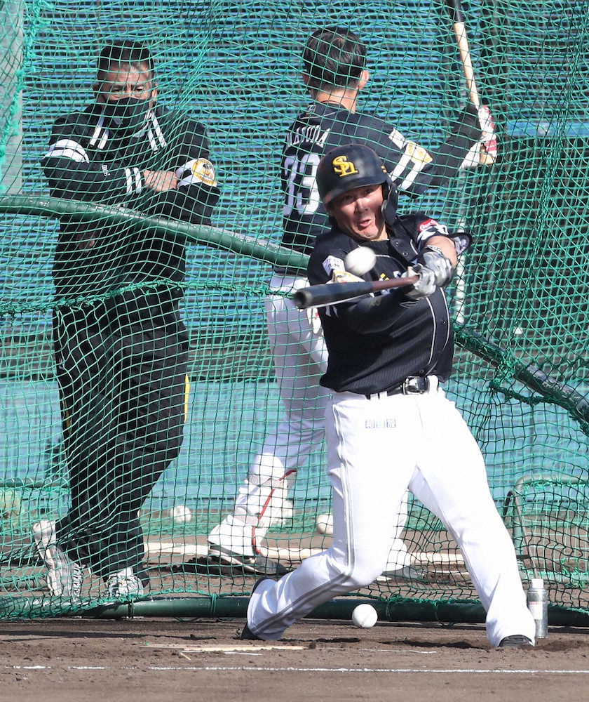 【画像・写真】ソフトB　城島氏からキャンプ初指導に甲斐「本当に恵まれている。結果で返したい」