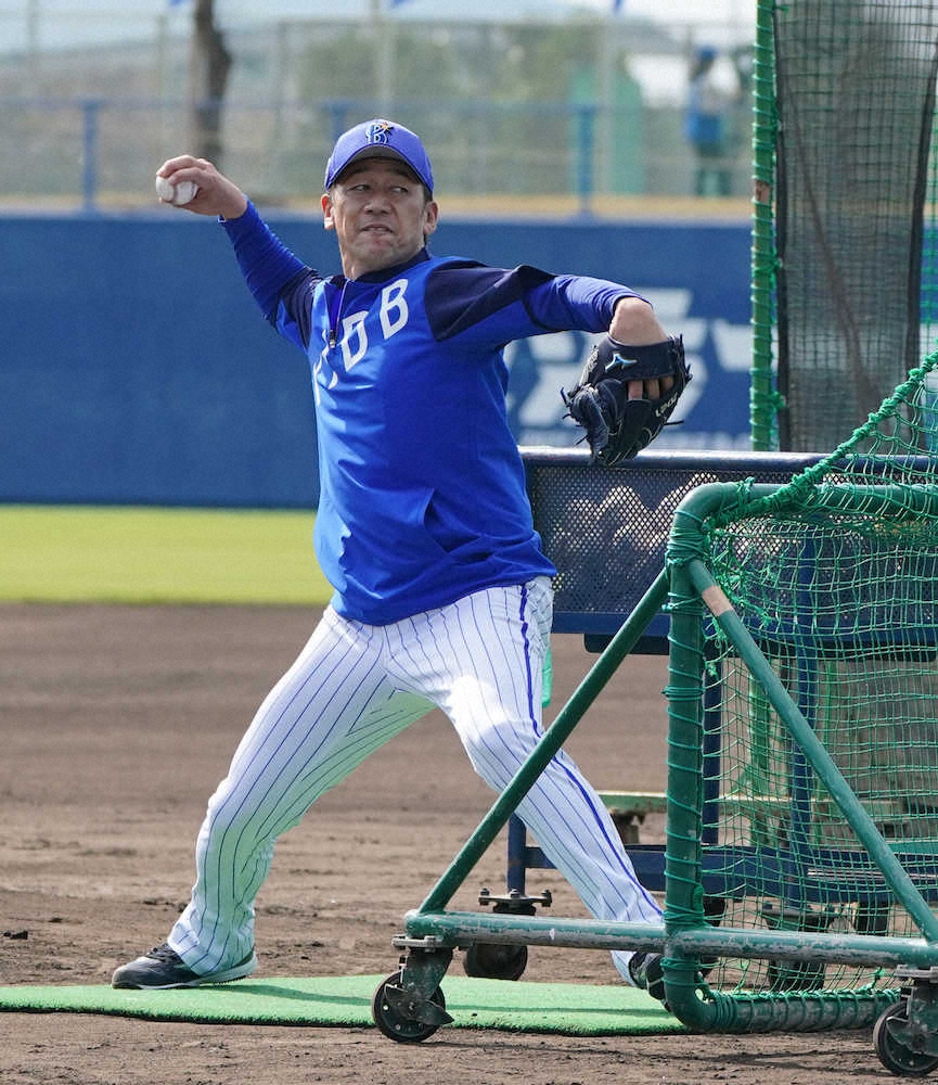 【画像・写真】DeNA・三浦監督　熱投＆熱唱でフル回転　「球場で一緒に歌ってもらいたい」
