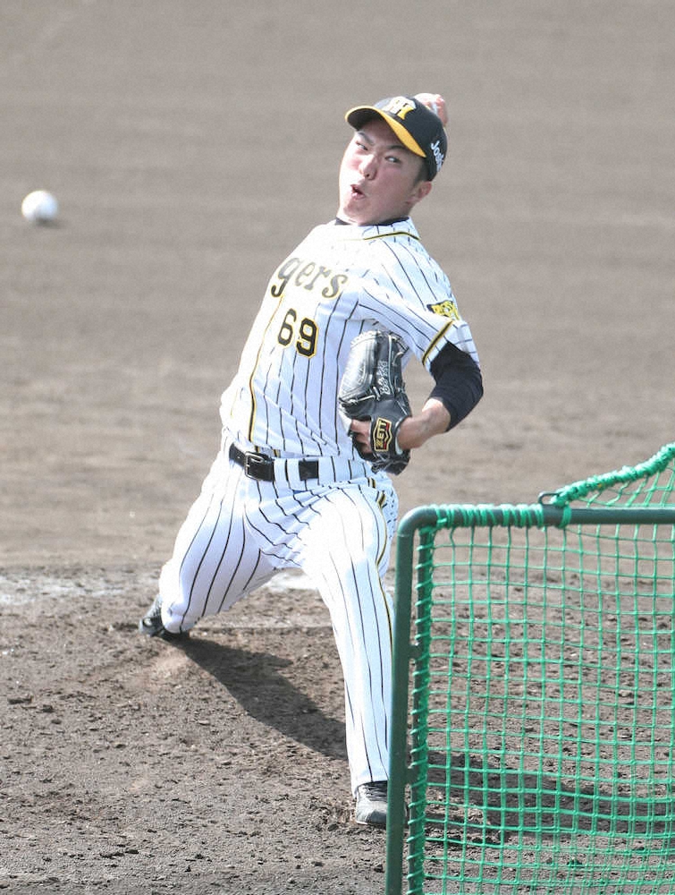 【画像・写真】阪神ドラ8石井大　宝刀シンカーで糸原から空振り　「決まったらいけるのかな」