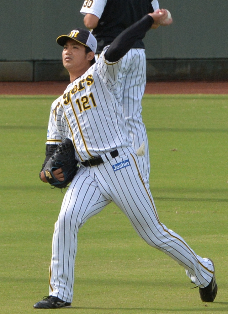 【画像・写真】阪神・石井将、藤川SAから熱血指導