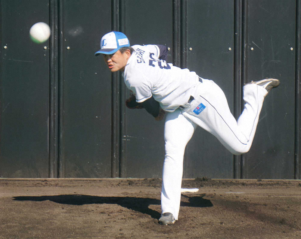 【画像・写真】西武のドラフト2位、佐々木が3度目ブルペン　左肘の不安も「まったくない」