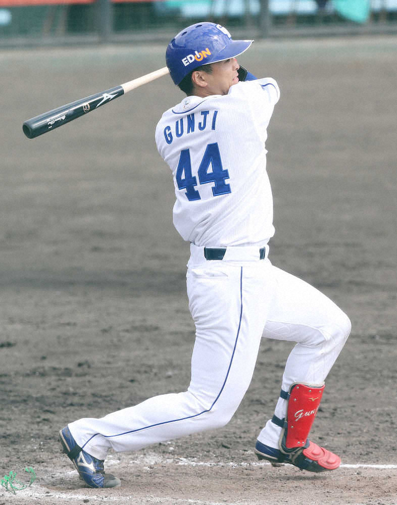 【画像・写真】中日・郡司　“かつてのライバル”小笠原から同点打　「抑えられたら、後で何を言われるか」