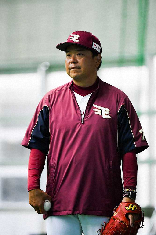【画像・写真】楽天・克則コーチ「もう1年か。早いなぁ」ノムさんの「意思を受け継ぐ」
