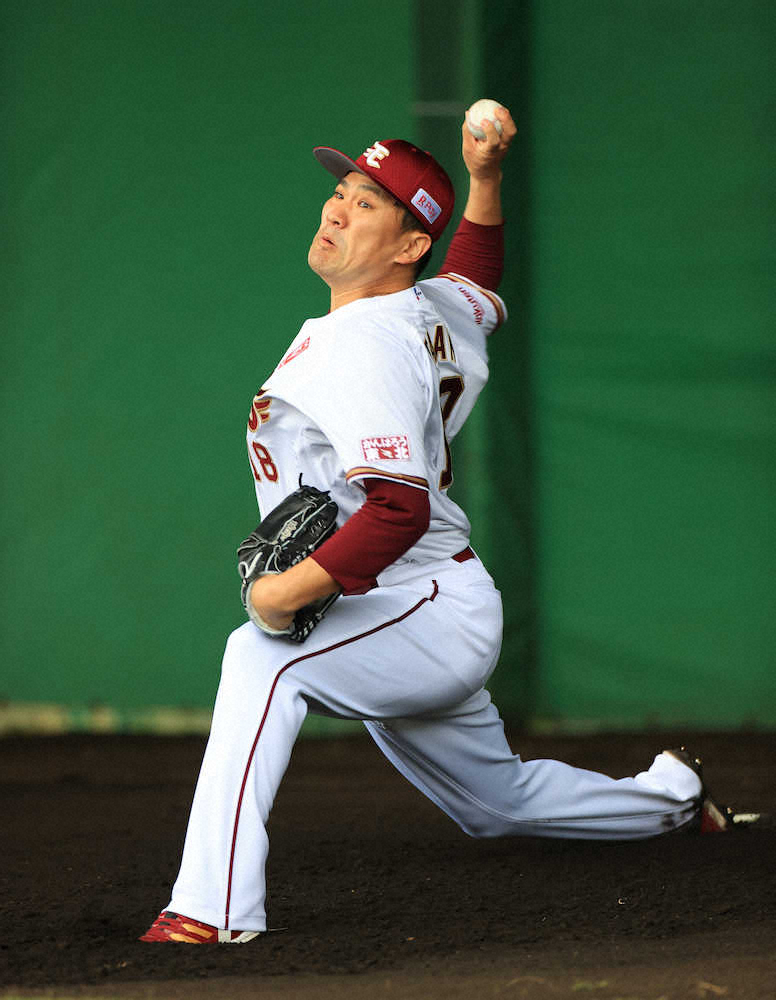 【画像・写真】楽天・マー君最多73球　岸＆涌井とブルペンで初競演！豪華トリオ計453勝に独特の緊張感