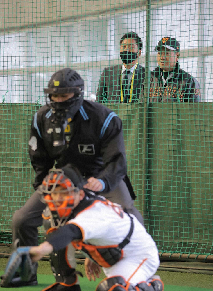 【画像・写真】巨人ドラ1平内「今日が一番良かった」変化球に手応え　藤川球児氏も熱視線